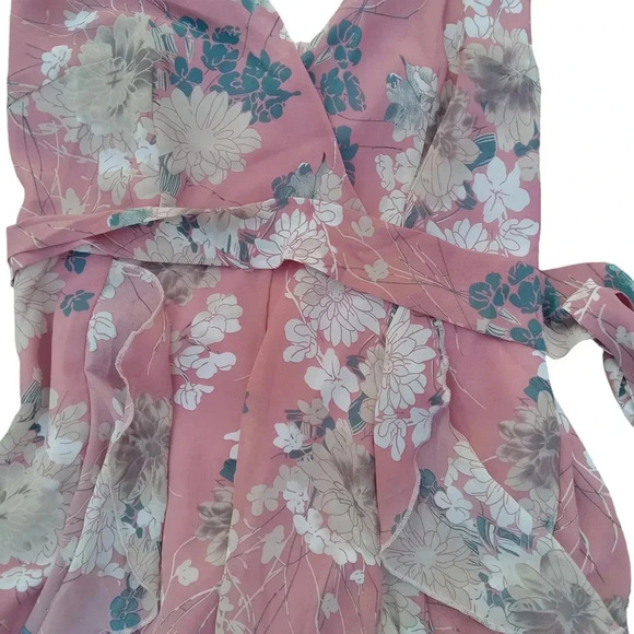 Simplee Floral Jumpsuit Dusty Pink Blue White Capri Sleeveless Size Large Flowy - Picture 5 of 12